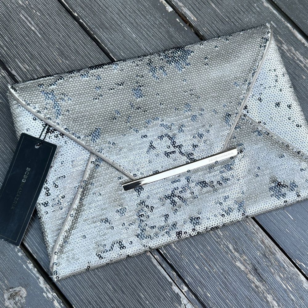 BCBGMAXAZRIA Silver Gold Harlow Envelope Clutch NWT